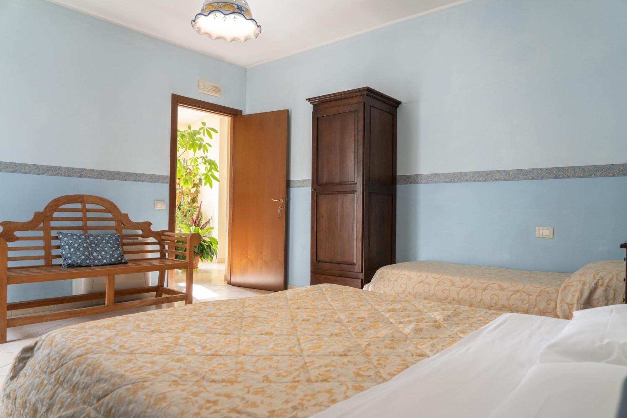 B&B Iris 라테르자 외부 사진